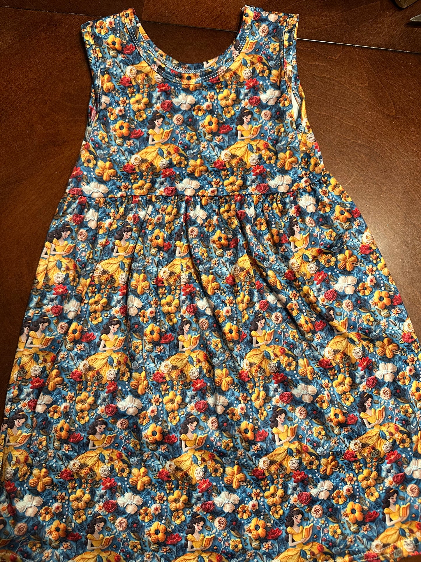 Beauty and beast Dress new 5/6