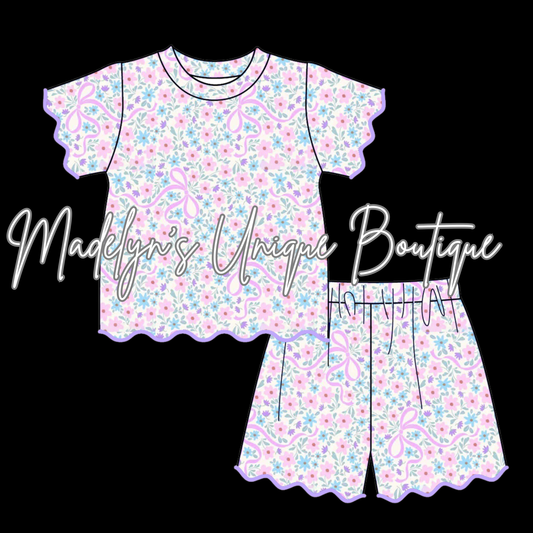 Girls scalloped short set