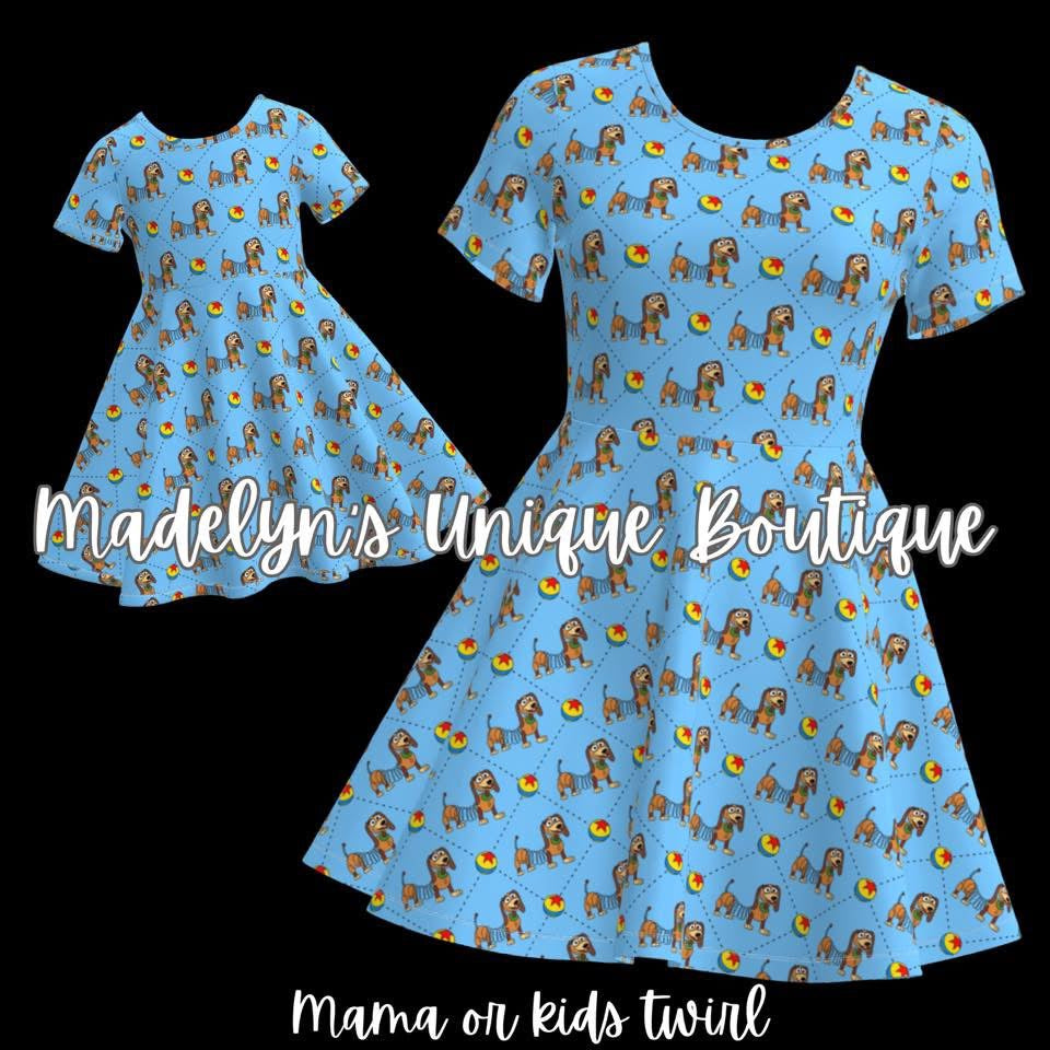 Women’s twirl dress with pockets