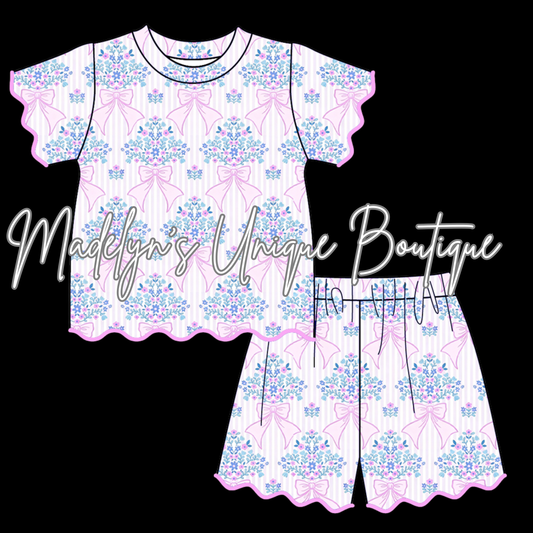 Girls scalloped short set