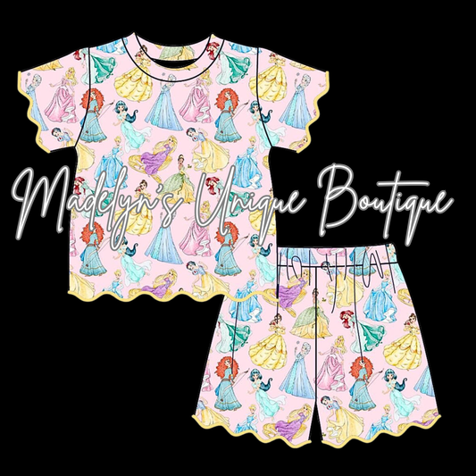 Girls scalloped short set