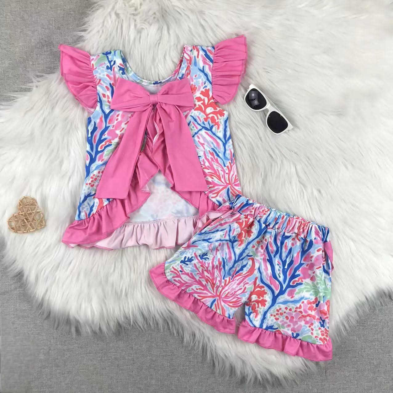 Bow back coral