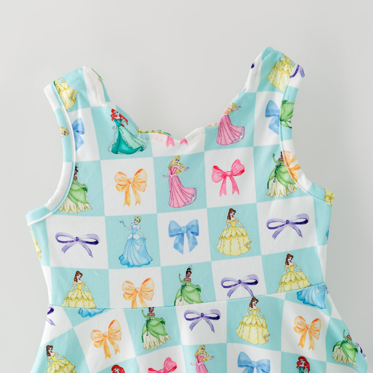 Girls scalloped dress