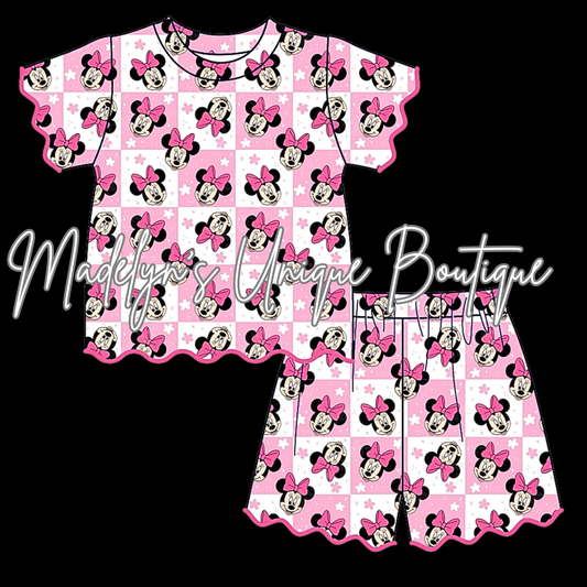 Girls scalloped short set