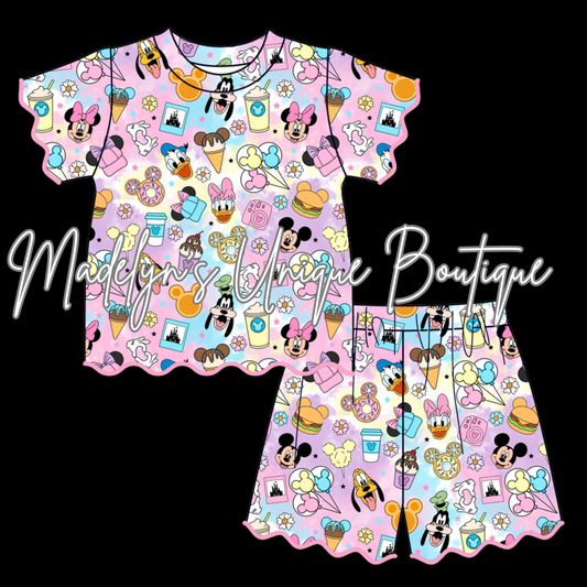 Girls scalloped short set
