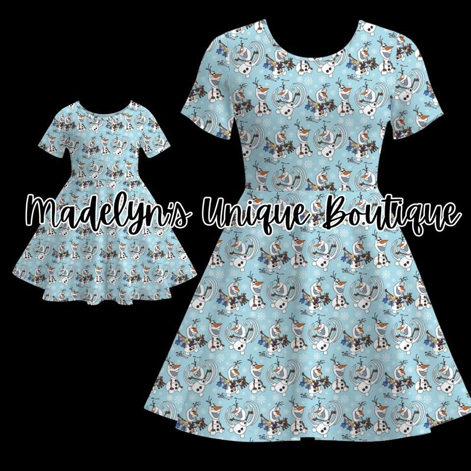 Women’s twirl dress with pockets