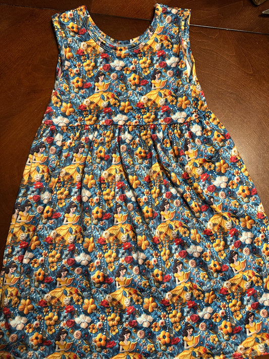 Beauty and beast Dress new 5/6
