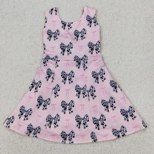 LBeautiful twist back sports dress with shorts-swipe to see back