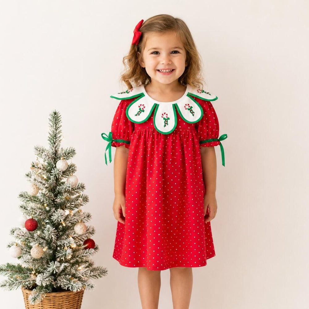 Christmas petal collar