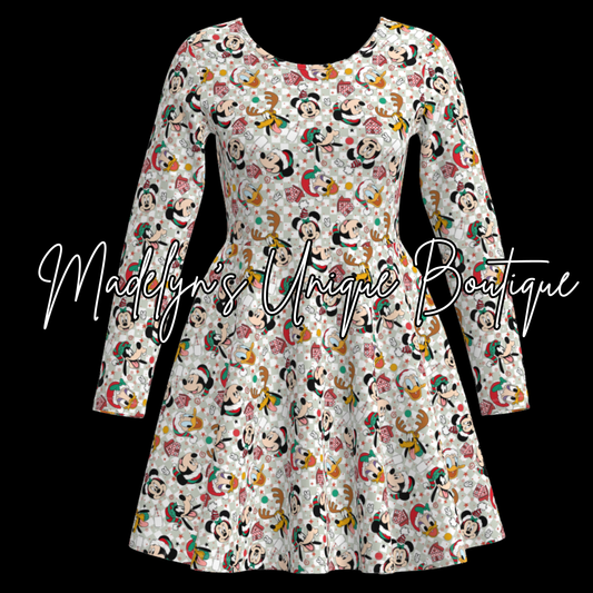 Women’s Christmas twirl dress with pockets