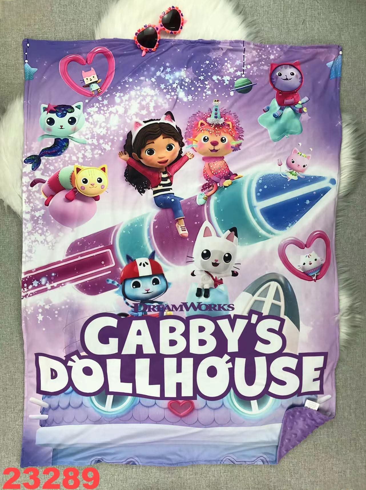 Gab dollhouse blanket