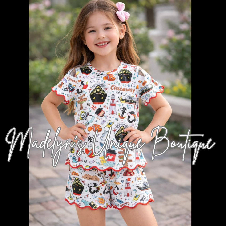 Girls scalloped short set