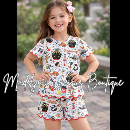 Girls scalloped short set